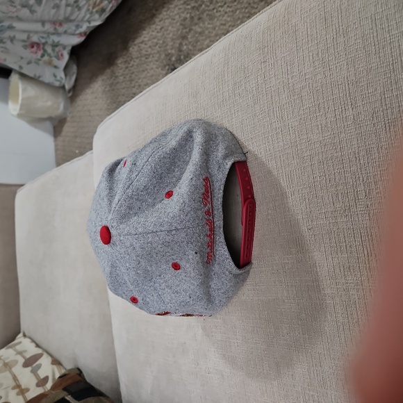 Mitchell and Ness San Francisco 49ers Baseball cap. Wore Once. Excellent Cond. - Picture 3 of 5